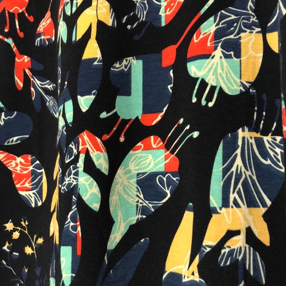 Floral Tee - Picture 4 of 5